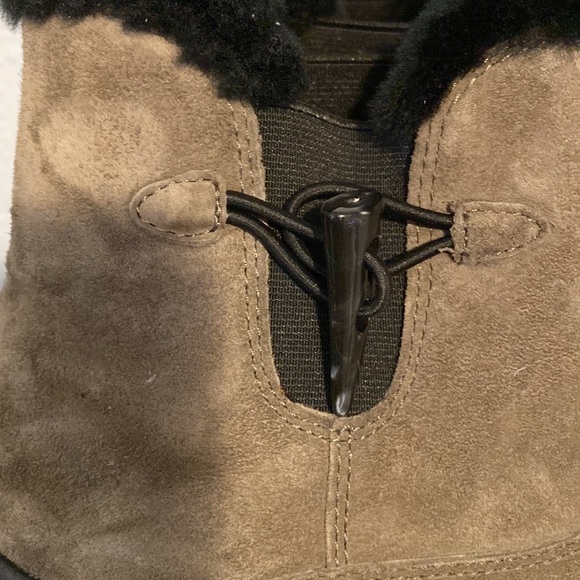 Women Proper Boot 🥾 leather upper color dark tan size 7 1/2 W(D) 👍🏽 - Picture 2 of 8